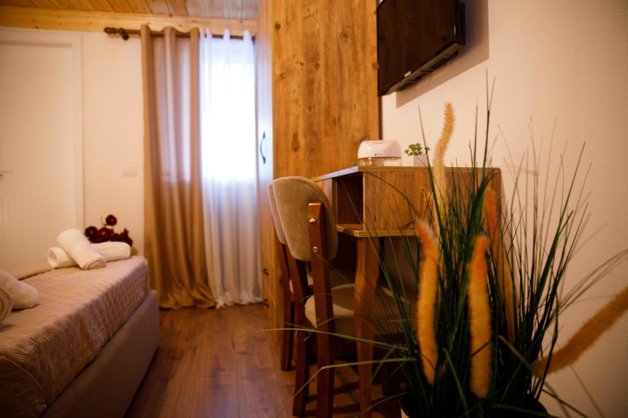 Guva Guest House Gjirokaster Luaran gambar